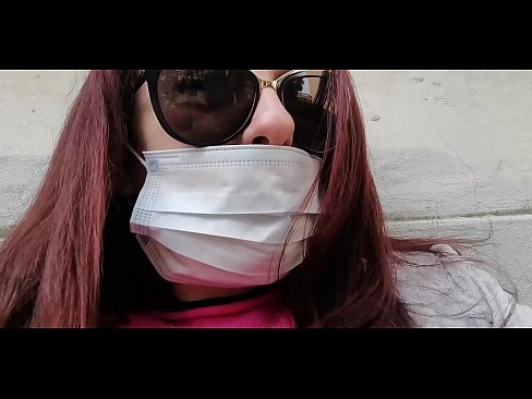 ❤️ Nicoletta kostaa naapurilleen ja pissaa hänen autotalliinsa (Special Covid19 Italian karanteeni) ☑ Vittu video at us